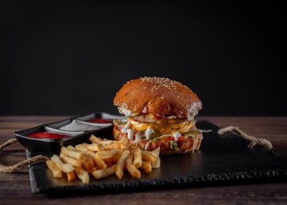 We discussed food marketing strategies. How is fast food marketed, 7 strategies of marketing, why marketing is important in fast food industry, the new trends, best campaigns, strategy of McDonald's, Taco Bell and KFC, obesity issue and more.